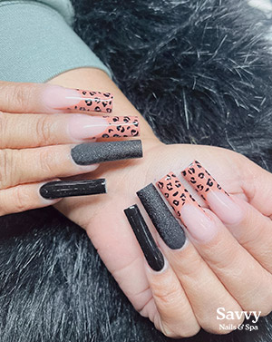 Savvy Nails & Spa