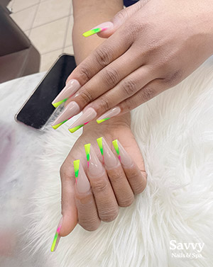 Savvy Nails & Spa